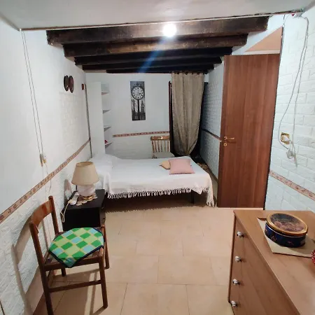 Domus Aurea Da Carlo Сasa de vacaciones Ravanusa